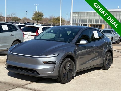 Used 2026 Tesla Model Y Long Range image 3