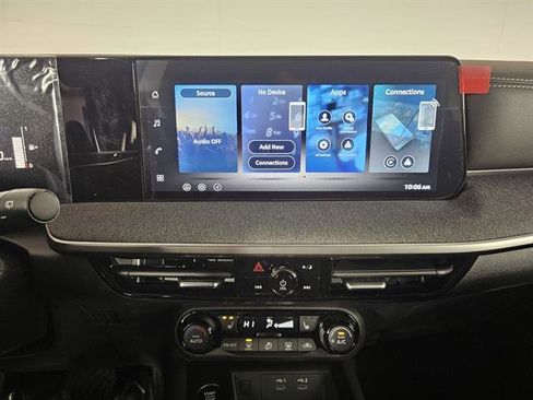 New 2026 Nissan Kicks SV w/ Cold Weather Package image 32