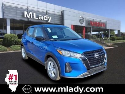 New 2025 Nissan Kicks Play S