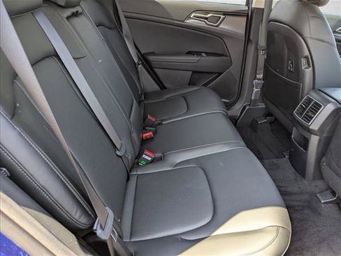 Used 2024 Kia Sportage EX FWD image 30
