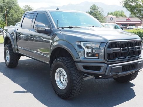 Used 2020 Ford F150 Raptor w/ Equipment Group 802A Luxury AWD/4WD image 3