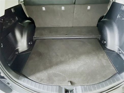 Used 2018 Toyota RAV4 LE image 26