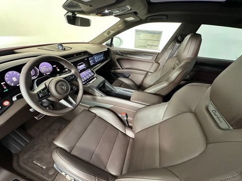 New 2026 Porsche Cayenne Turbo AWD/4WD image 4