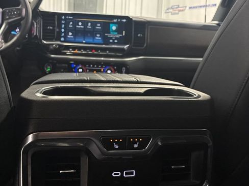 Used 2025 Chevrolet Silverado 2500 High Country w/ High Country Premium Package AWD/4WD image 43