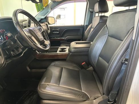 Used 2018 GMC Sierra 1500 SLT image 30
