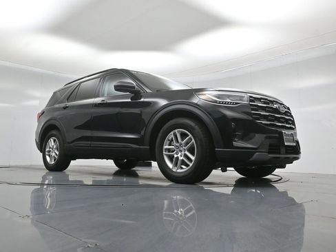 New 2026 Ford Explorer Active w/ Active Comfort Package image 46