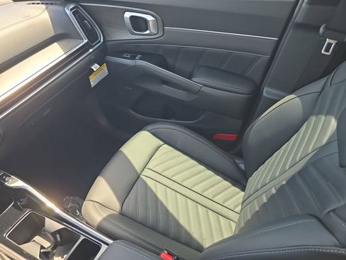 New 2026 Kia Sorento SX Prestige AWD/4WD image 16