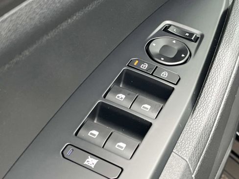 New 2026 Kia Sportage S AWD/4WD image 22