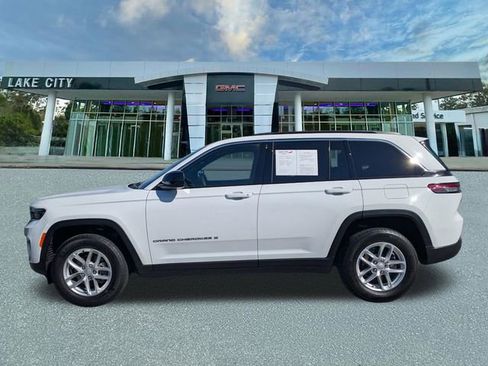 Used 2025 Jeep Grand Cherokee Laredo X image 7