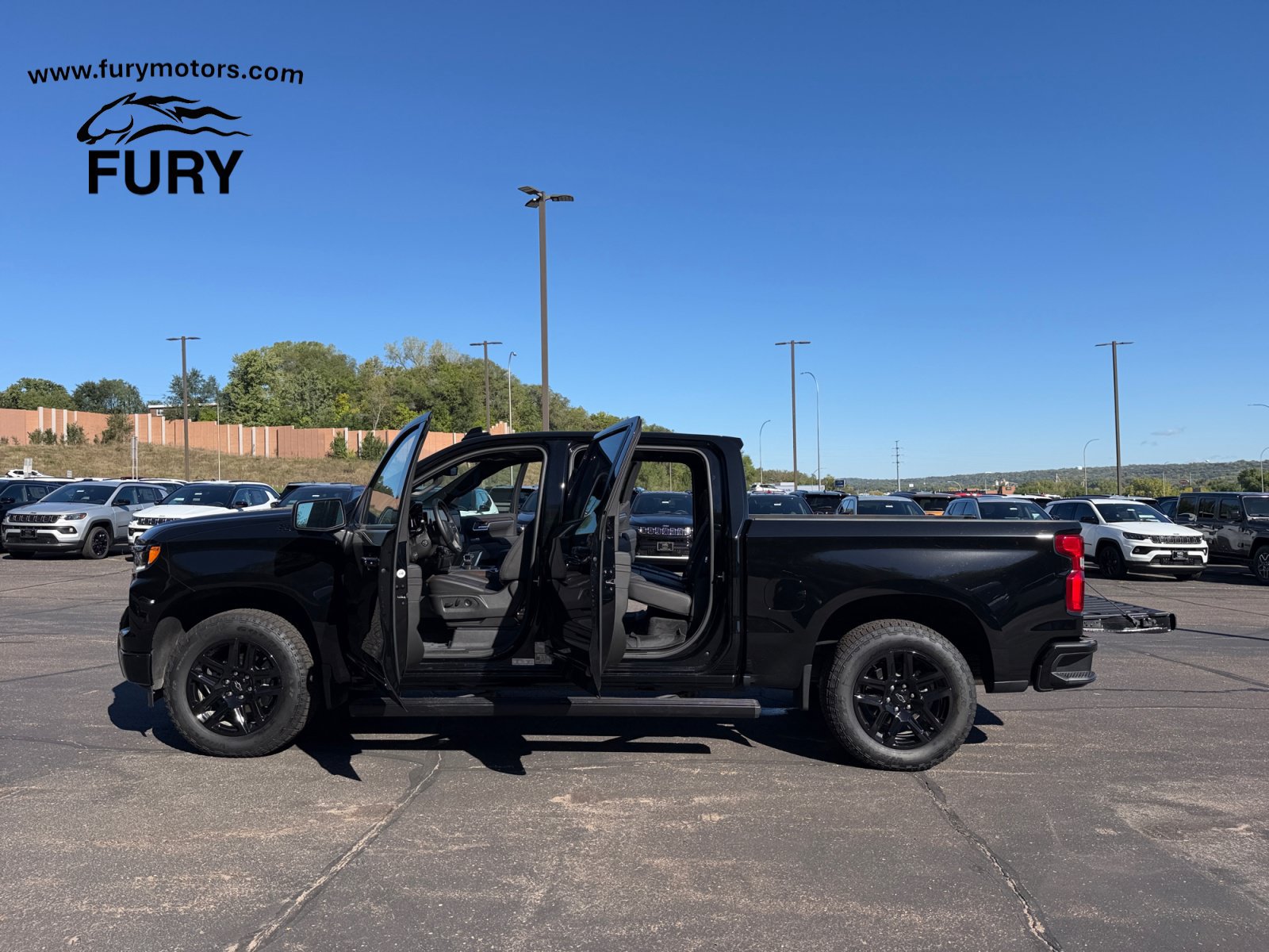 Used 2025 Chevrolet Silverado 1500 High Country w/ Midnight Edition AWD/4WD image 34
