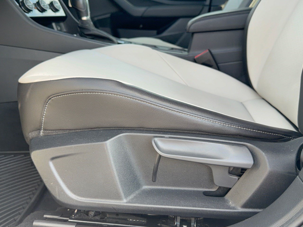 Used 2019 Volkswagen Jetta R-Line FWD image 16