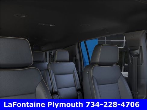 New 2025 Chevrolet Suburban Premier image 24