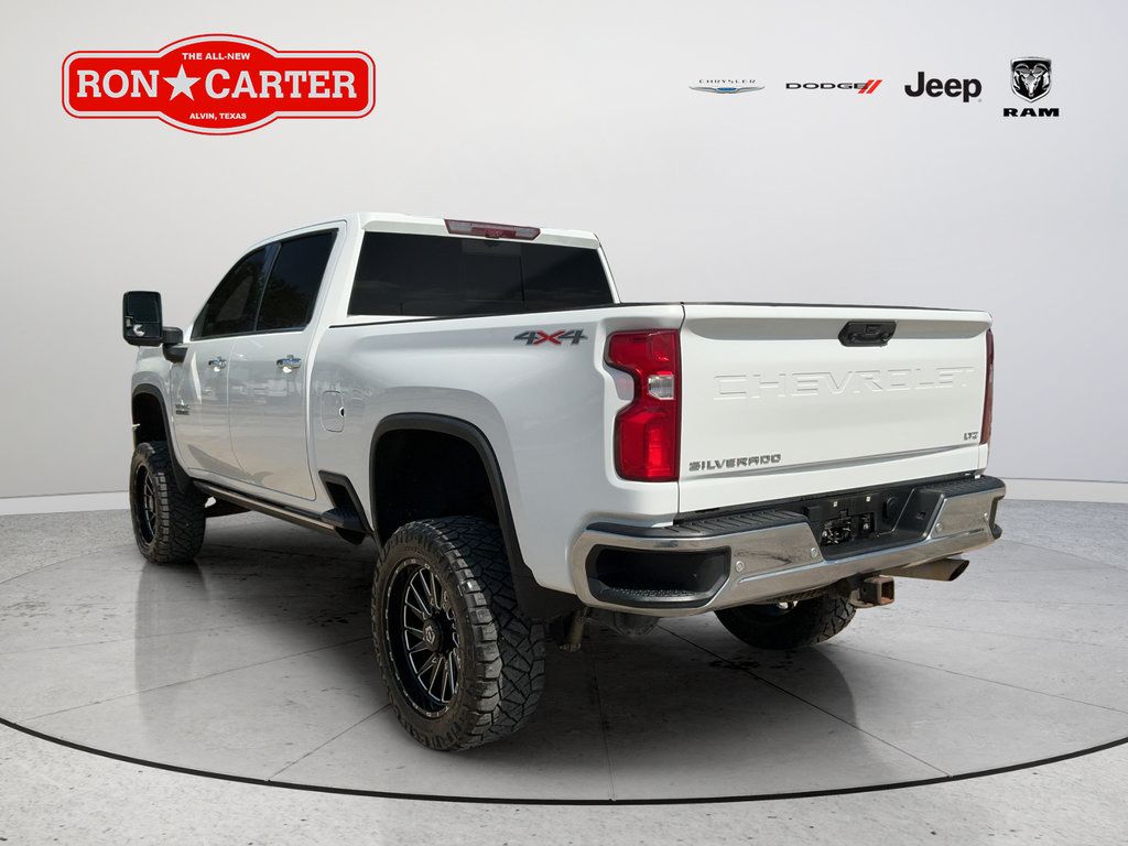 Used 2024 Chevrolet Silverado 3500 LTZ w/ LTZ Premium Texas Edition AWD/4WD image 4