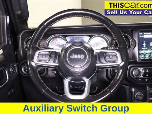 Used 2022 Jeep Gladiator Overland AWD/4WD image 16