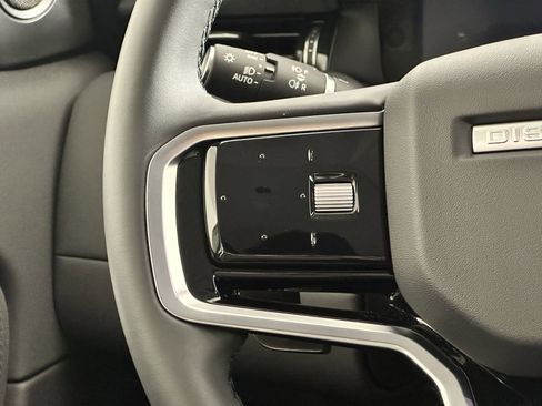 Certified 2025 Land Rover Discovery Sport S image 15