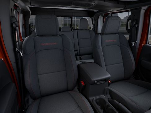 New 2025 Jeep Gladiator Rubicon w/ Safety Group AWD/4WD image 18