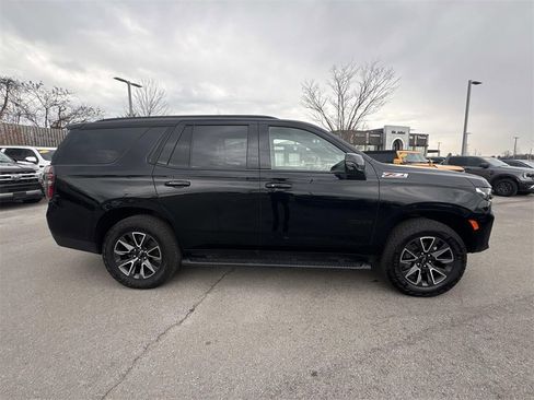 Used 2022 Chevrolet Tahoe Z71 w/ Luxury Package image 10