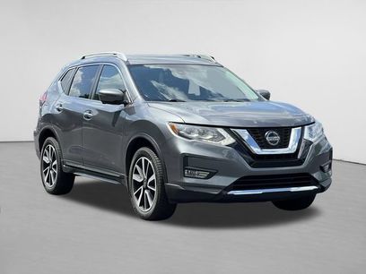 Used 2019 Nissan Rogue SL w/ Premium Package