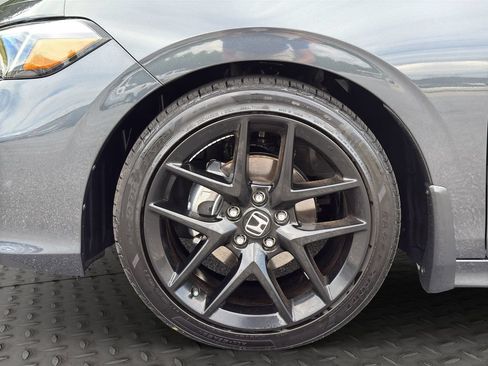 Used 2025 Honda Civic Sport image 15