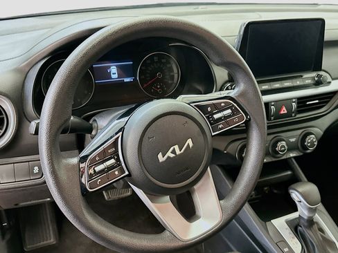 Used 2024 Kia Forte LXS image 18