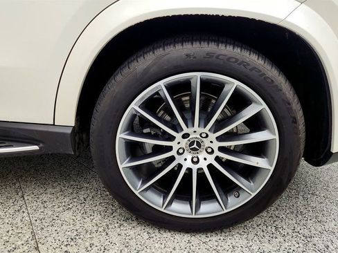 Used 2024 Mercedes-Benz GLE 350 4MATIC image 9
