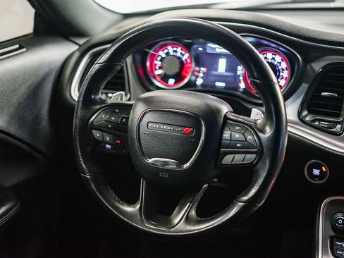 Used 2019 Dodge Challenger R/T image 15