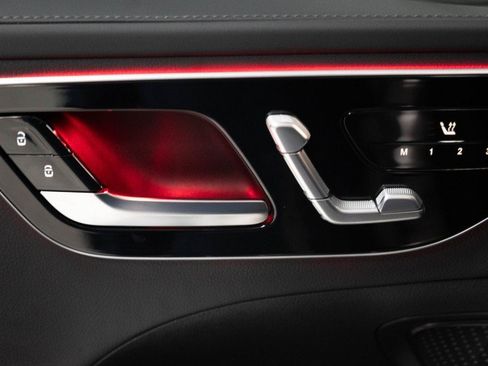 New 2026 Mercedes-Benz C 300 4MATIC Sedan image 18