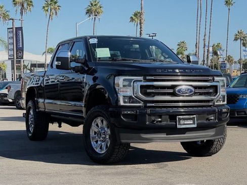 Certified 2022 Ford F350 Platinum w/ FX4 Off-Road Package AWD/4WD image 2