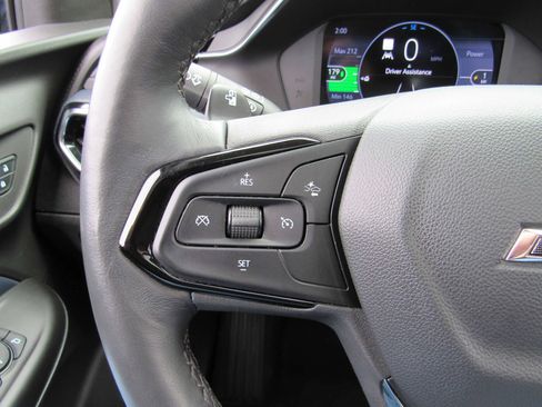 Used 2023 Chevrolet Bolt EUV Premier w/ Sun & Sound Package image 16