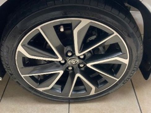 Used 2020 Toyota Corolla SE FWD image 28