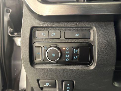 Used 2023 Ford F350 Lariat w/ Lariat Ultimate Package AWD/4WD image 15