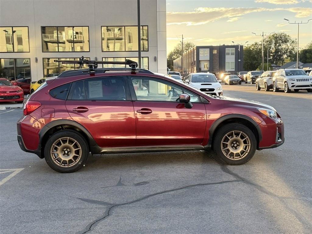 Used 2017 Subaru Crosstrek 2.0i Limited AWD/4WD image 8