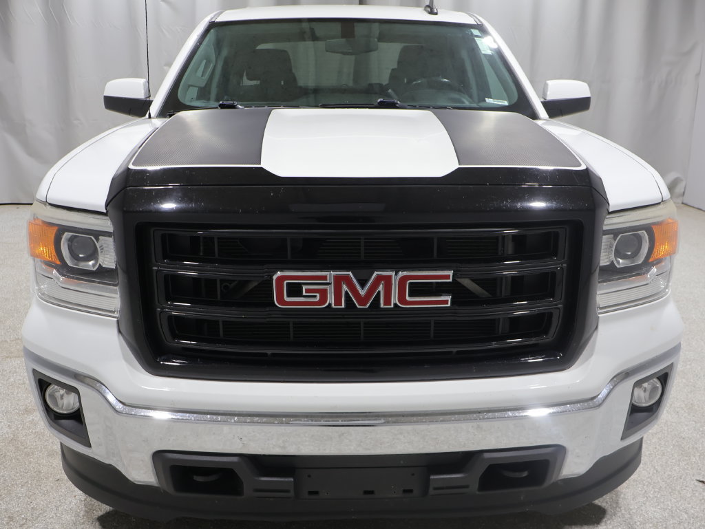 Used 2015 GMC Sierra 1500 SLE w/ Carbon-22 Edition AWD/4WD image 9