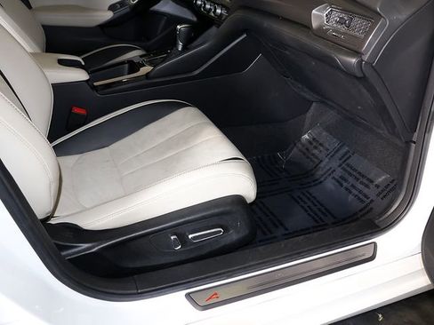 Certified 2023 Acura Integra A-Spec FWD image 33