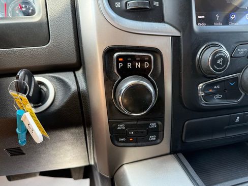 Used 2018 RAM 1500 Big Horn AWD/4WD image 36