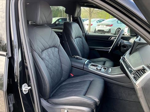 Used 2025 BMW X5 xDrive40i image 8