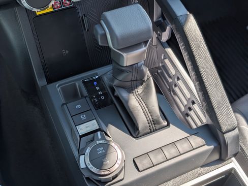 New 2025 Toyota Tacoma SR5 image 10