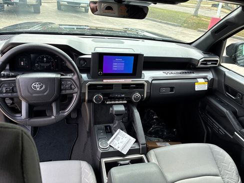 New 2026 Toyota Tacoma SR5 image 17