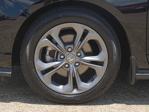 Used 2023 Honda Accord EX image 7
