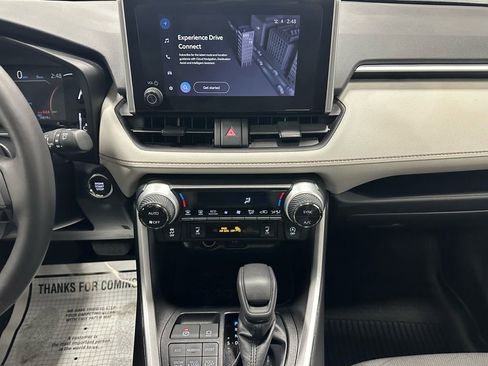 Used 2025 Toyota RAV4 XLE w/ Convenience Package image 27