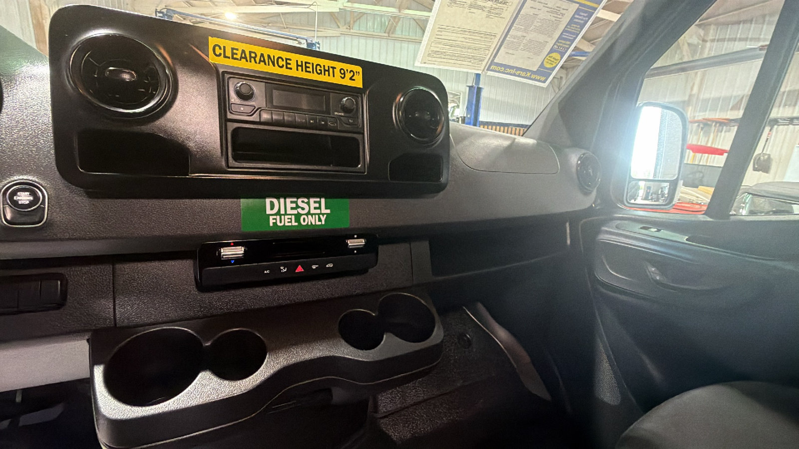 Used 2019 Mercedes-Benz Sprinter 170 image 13