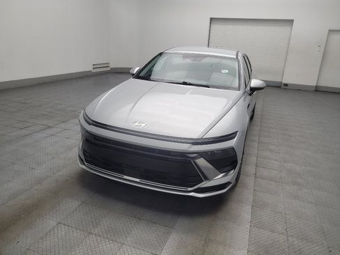 Used 2025 Hyundai Sonata SEL FWD image 15