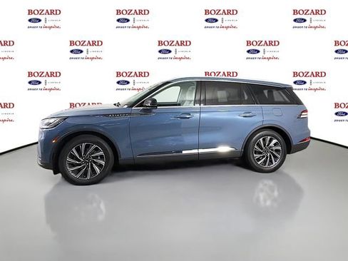 New 2026 Lincoln Aviator 2WD image 4