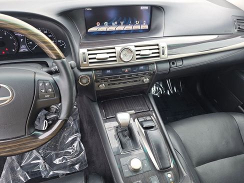 Used 2014 Lexus LS 460 AWD image 26