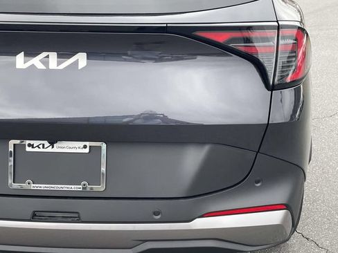 Certified 2026 Kia Sportage EX FWD image 15