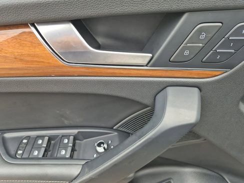 Used 2023 Audi Q5 2.0T Premium Plus image 7