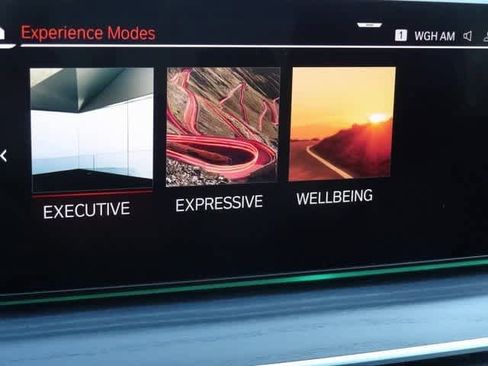 Used 2023 BMW 530i xDrive w/ Convenience Package image 32