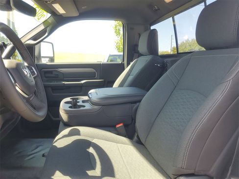 Used 2025 RAM 2500 Tradesman w/ Safety Group image 11