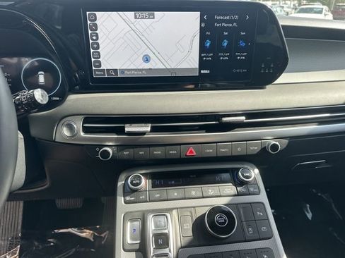 Used 2025 Hyundai Palisade SEL image 23