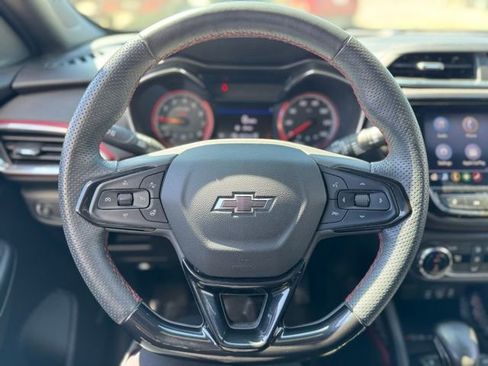 Certified 2022 Chevrolet TrailBlazer RS w/ Technology Package AWD/4WD image 23